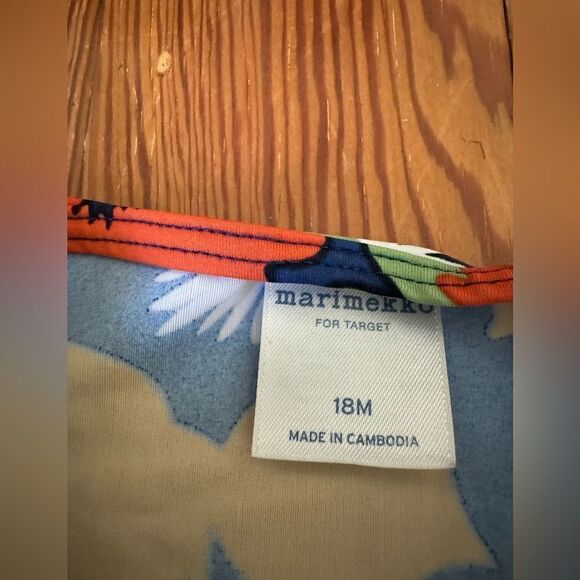 Marimekko for Target Rashguard - Picture 3 of 3